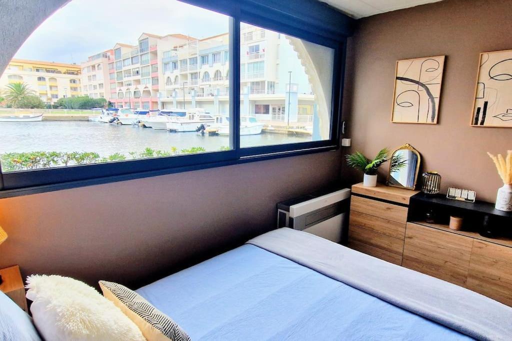 Le Port Cros 10, Superbe En Bord De Mer, Jolie Vue, Parking Prive, Climatisation Apartamento *